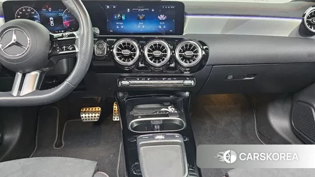 Mercedes-Benz CLA-Class C118 2024 Серебряный из Кореи, фото 6