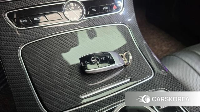 Mercedes-Benz E-Class W213 2018 Черный из Кореи, фото 6