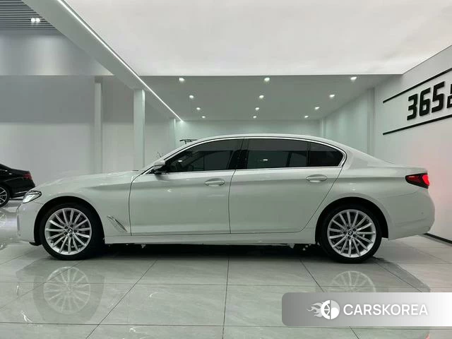 BMW 5 series 2021 Белый из Китая, фото 6