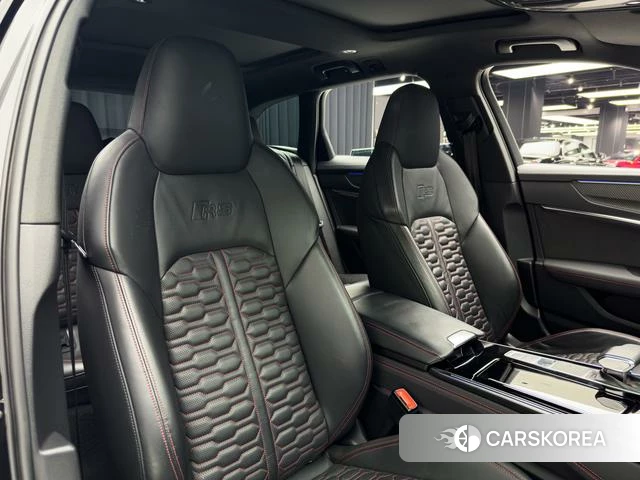 Audi RS 6 2023 Черный из Китая, фото 6