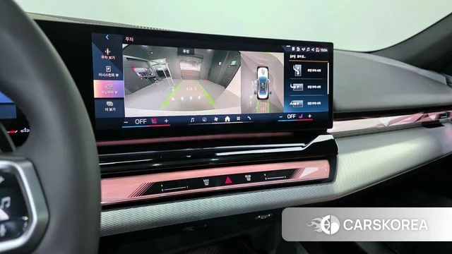 BMW 5 Series (G60) 2025 Белый из Кореи, фото 6