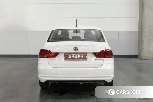 Volkswagen Santana 2023 Белый из Китая, фото 6