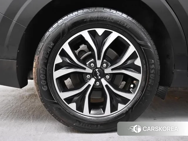 Kia Carnival 4th generation 2022 Черный из Кореи, фото 6