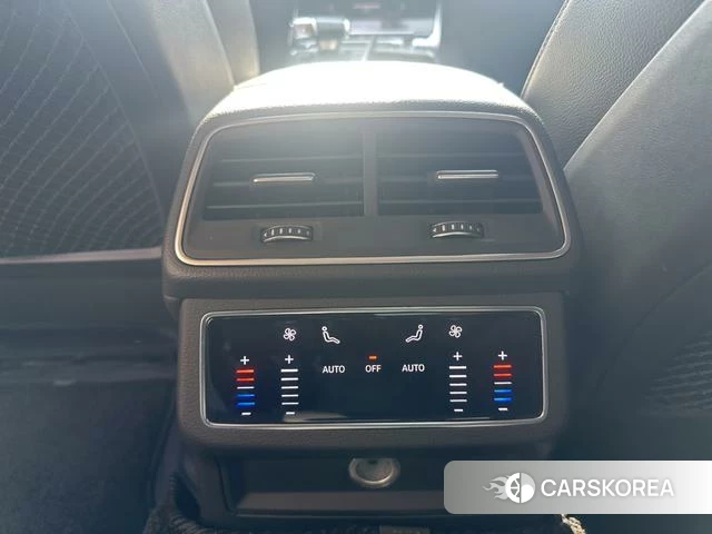 Audi A6L 2022 Черный из Китая, фото 6
