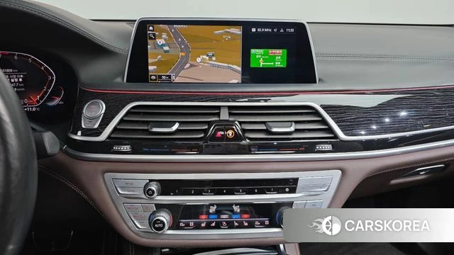 BMW 7 Series (G11) 2021 Белый из Кореи, фото 6