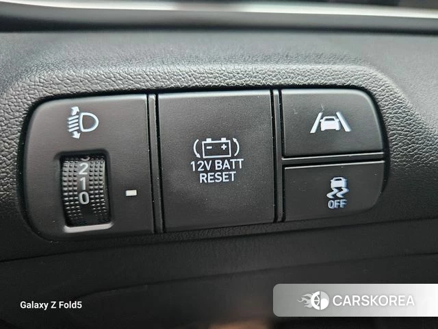 Hyundai Avante Hybrid (CN7) 2022 Серебристо-серый из Кореи, фото 6