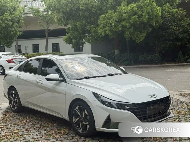 Hyundai Elantra 2022 Белый из Китая, фото 6