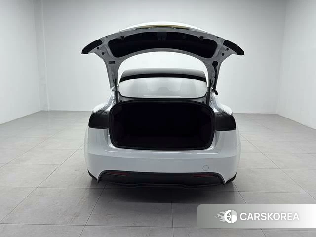 Tesla Model 3 2025 Белый из Китая, фото 6