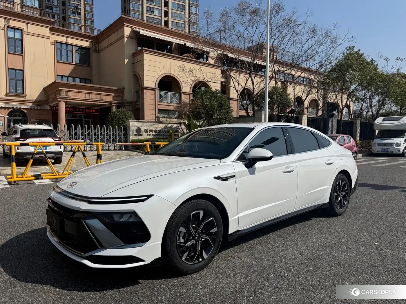 Hyundai Sonata 2025 Белый из Китая, фото 6