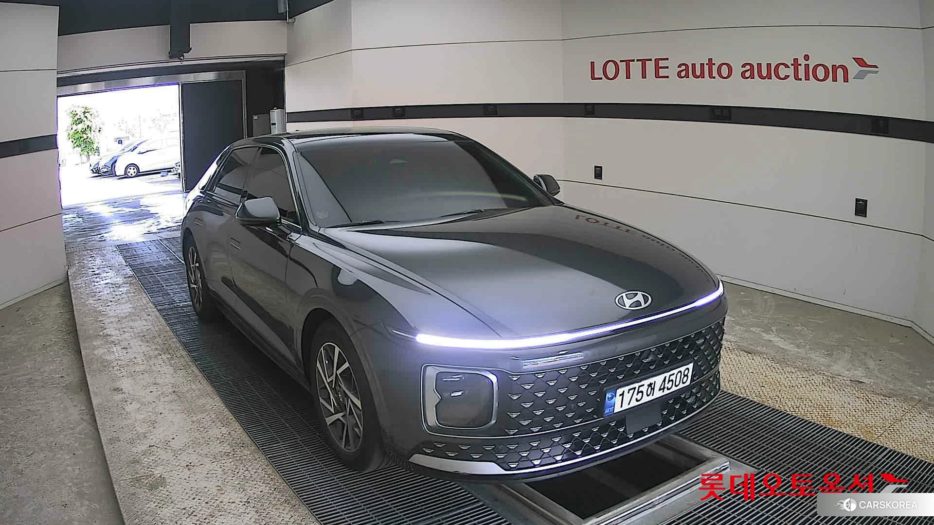 Hyundai Grandeur Hybrid 2023 Nocturne Grey Metallic из Кореи, фото 6