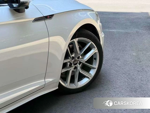 Audi A5 2021 Белый из Китая, фото 6
