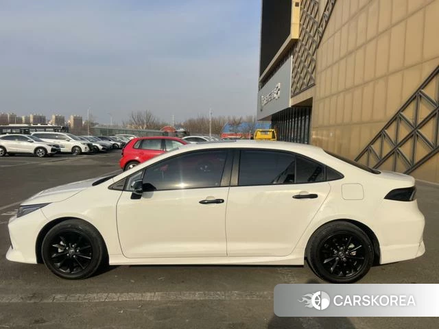 Toyota Corolla 2022 Белый из Китая, фото 6