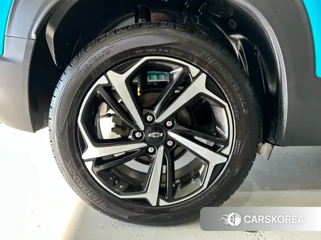 Chevrolet (GM Daewoo) Trailblazer 2021 Небесно-голубой из Кореи, фото 6