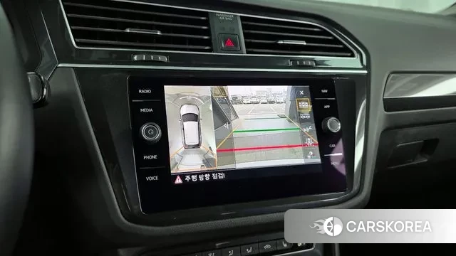 Volkswagen Tiguan second Generation 2019 Белый из Кореи, фото 6