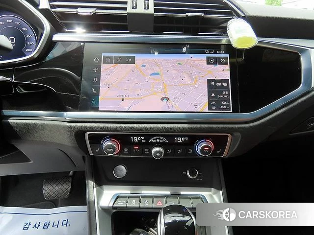 Audi Q3 (F3) 2020 Белый из Кореи, фото 6