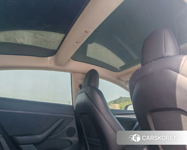 Tesla Model 3 2023 Зеленый из Китая, фото 6