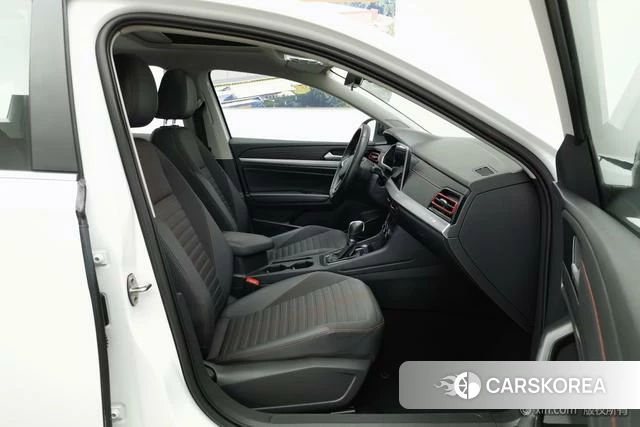 Volkswagen Lavida 2023 Белый из Китая, фото 6