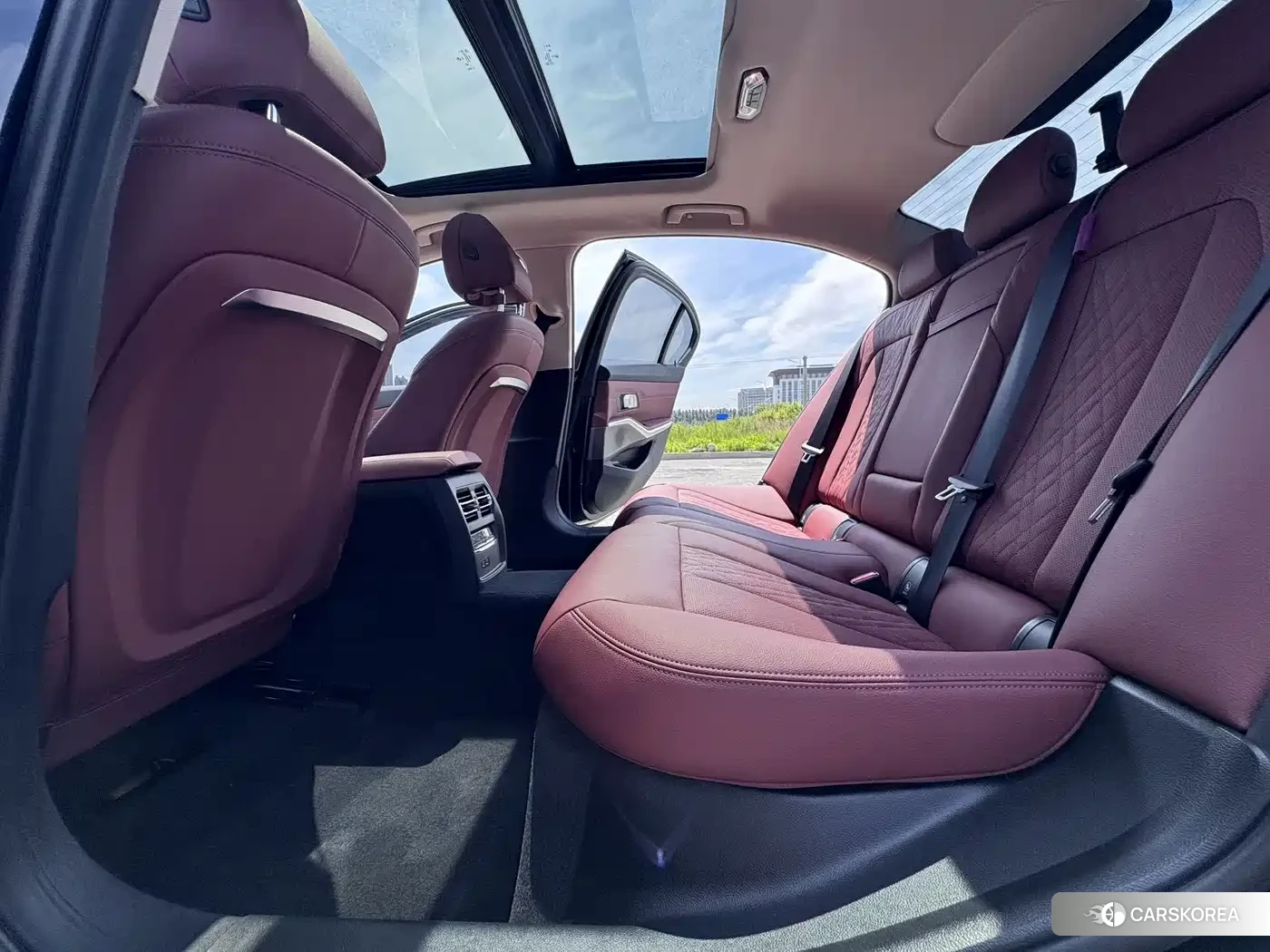 BMW 3 series 2023 Черный из Китая, фото 6