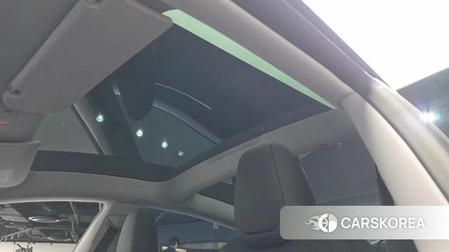 Tesla Model 3 2025 Белый из Кореи, фото 6