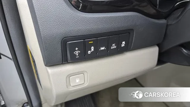 Kia The New Carnival 2018 Серебряный из Кореи, фото 6