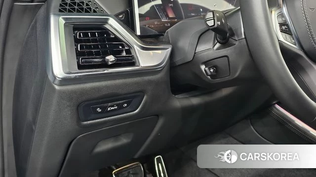 BMW X5 (G05) 2026 Небесно-голубой из Кореи, фото 6