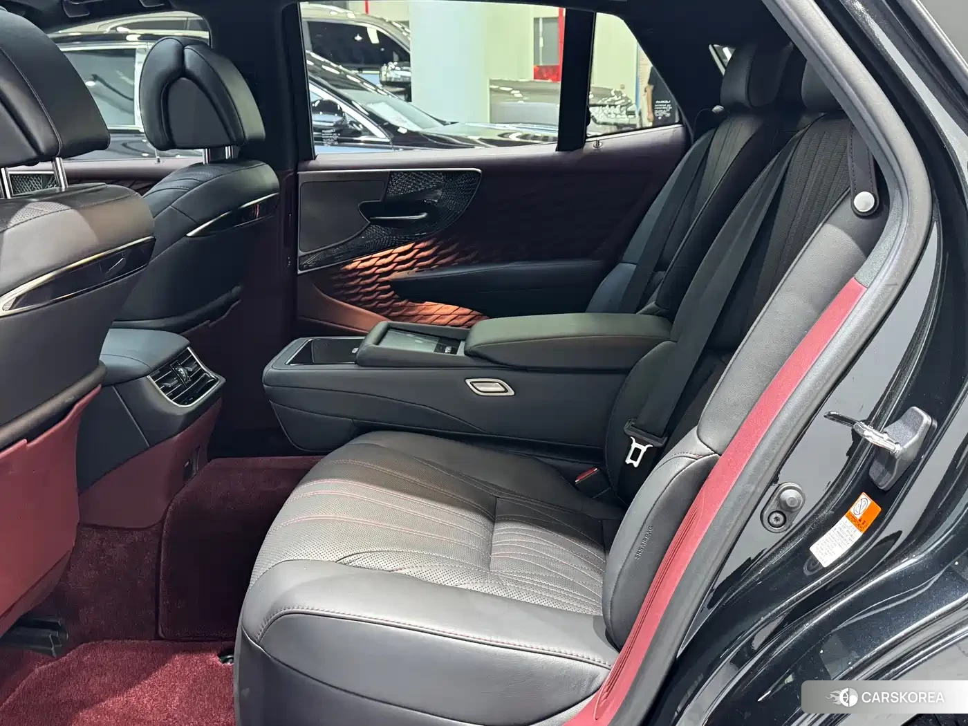 Lexus LS 2022 Черный из Китая, фото 6