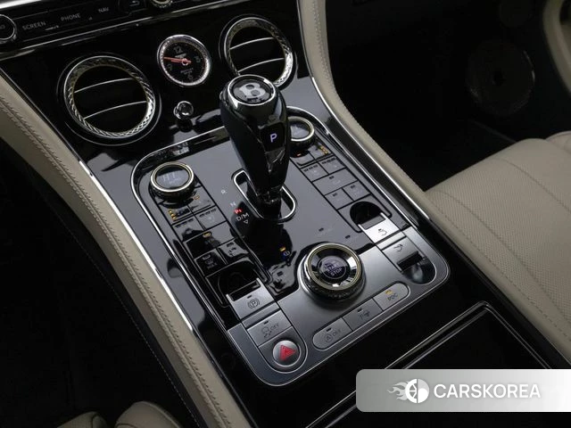 Bentley Continental GT 3rd Generation 2023 Белый из Кореи, фото 6