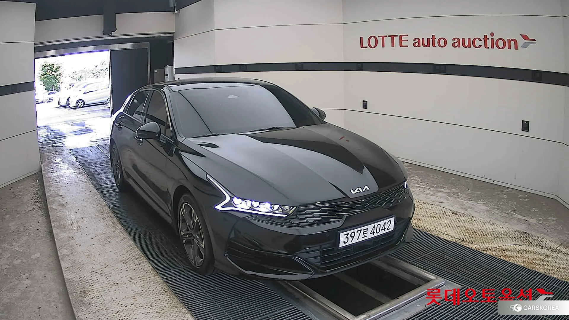 Kia K5 2023 Черный из Кореи, фото 6