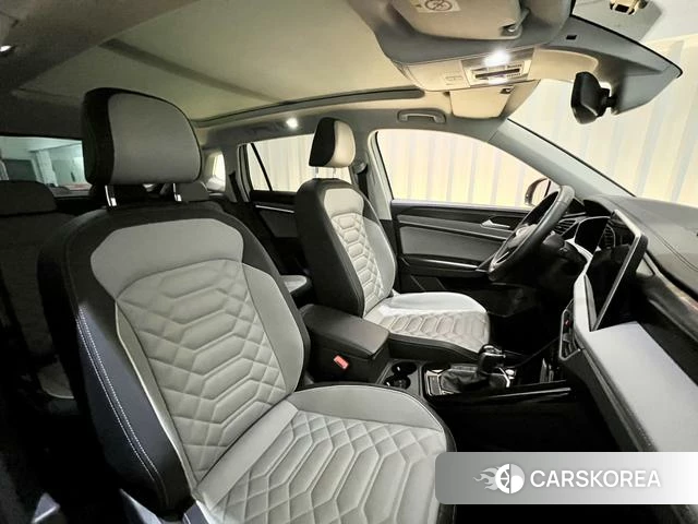 Volkswagen Tanyue 2023 Белый из Китая, фото 6