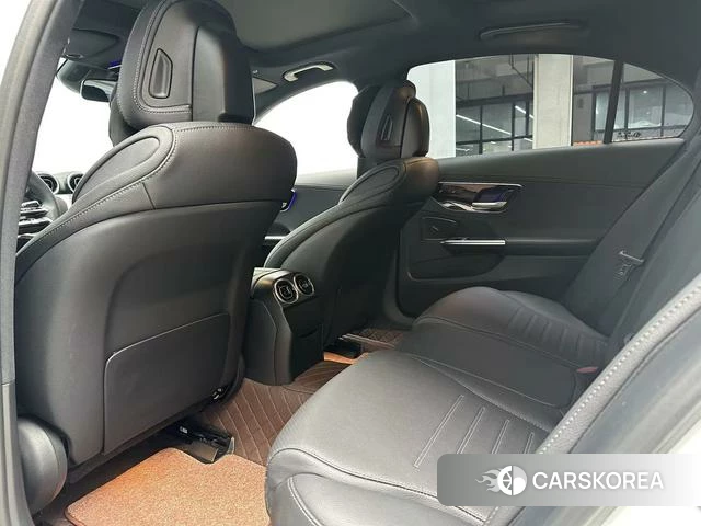 Mercedes-Benz Class C 2023 Белый из Китая, фото 6