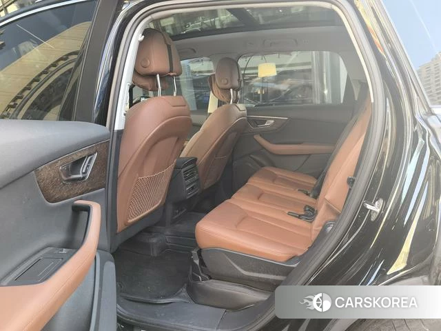 Audi Q7 2024 Черный из Китая, фото 6