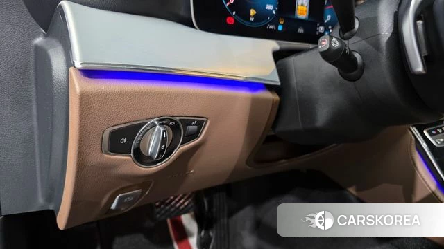 Mercedes-Benz E-Class W213 2021 Черный из Кореи, фото 6
