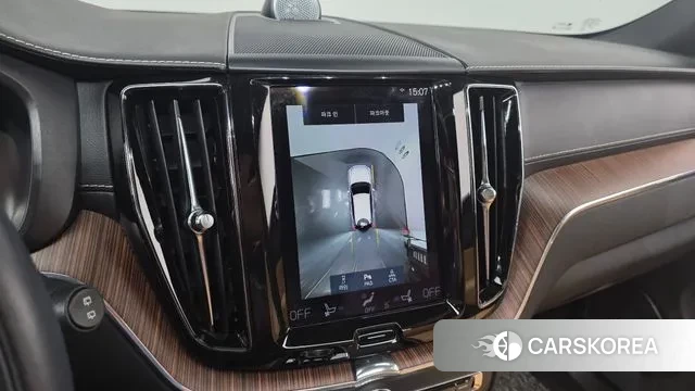 Volvo XC60 second Generation 2021 Белый из Кореи, фото 6