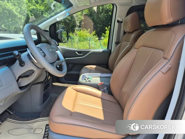Hyundai Staria 2022 Серый из Кореи, фото 6