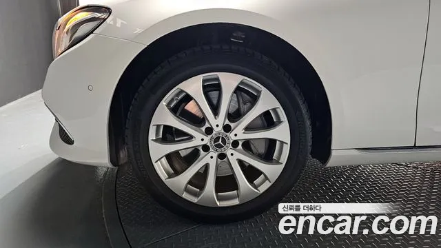 Mercedes-Benz E-Class W213 2019 Белый из Кореи, фото 6