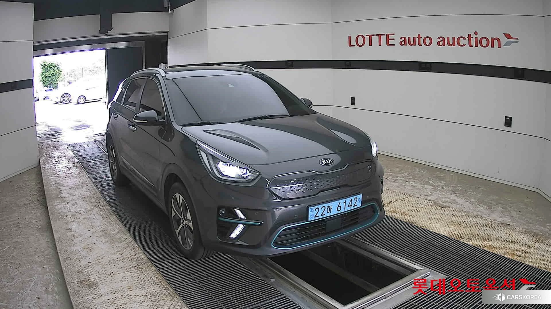 Kia Niro EV 2021 Interstellagray из Кореи, фото 6