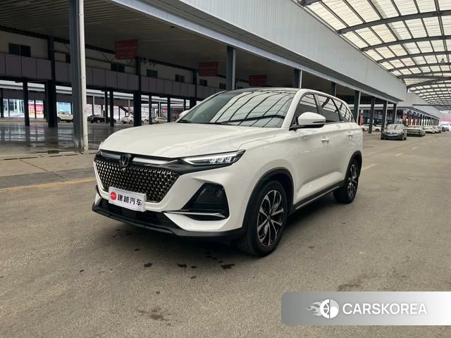Chang'an X7 PLUS 2024 Белый из Китая, фото 6