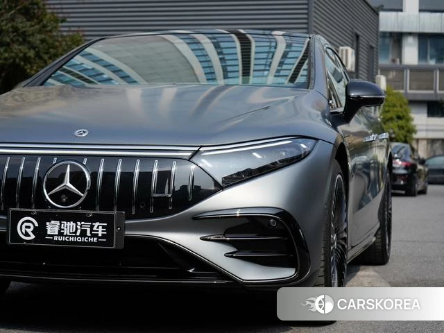 Mercedes-Benz EQS AMG 2025 Темно-серый из Китая, фото 6
