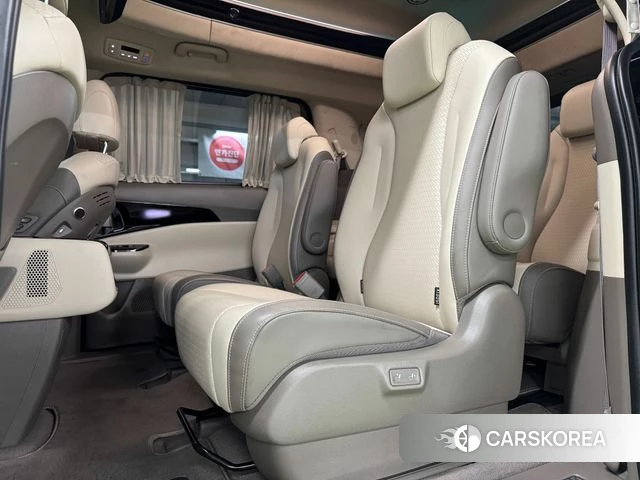 Kia Carnival 4th generation 2023 Черный из Кореи, фото 6