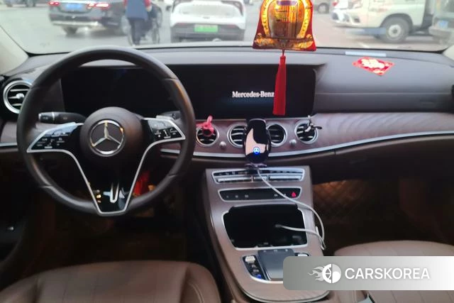 Mercedes-Benz E-class 2023 Черный из Китая, фото 6