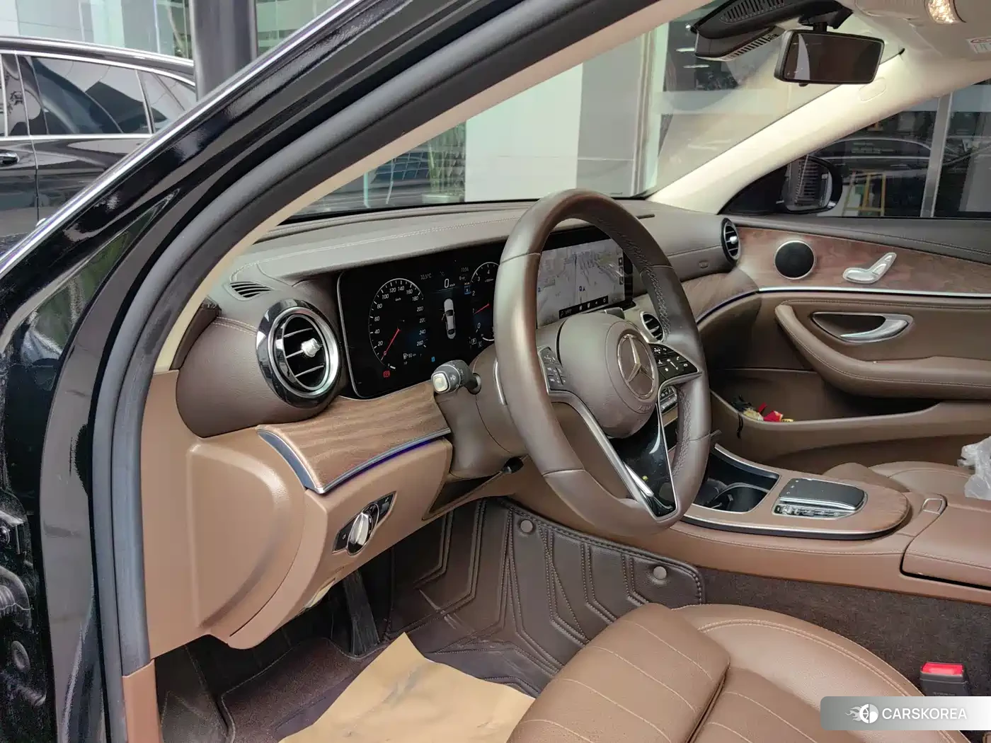 Mercedes-Benz E-Class 2023 Черный из Китая, фото 6