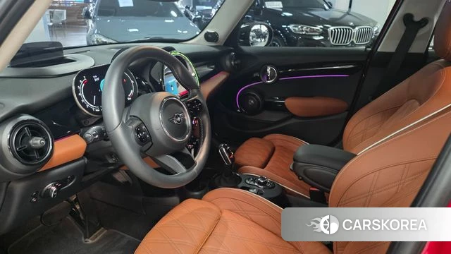 Mini Cooper S 2024 Красный из Кореи, фото 6
