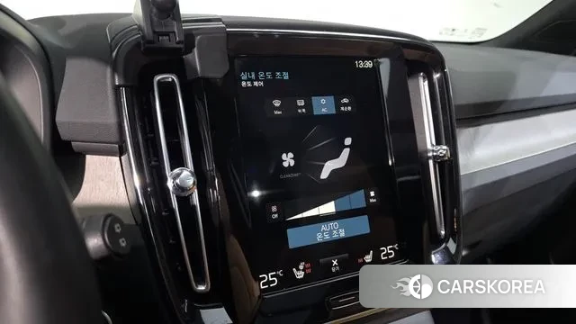 Volvo XC40 2021 Белый из Кореи, фото 6