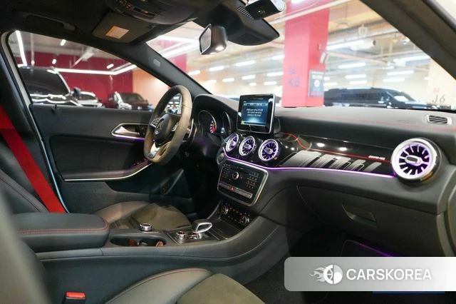 Mercedes-Benz GLA-Class X156 2018 Белый из Кореи, фото 6
