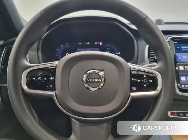 Volvo XC90 second Generation 2025 Белый из Кореи, фото 6