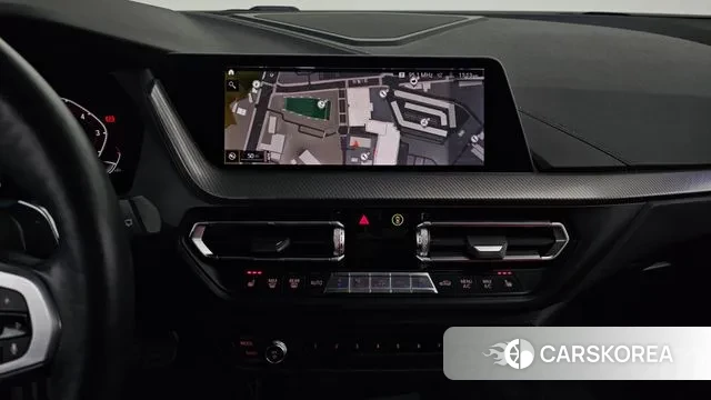 BMW 1 Series (F40) 2021 Белый из Кореи, фото 6