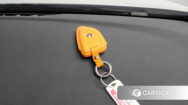 BMW 5 Series (G30) 2023 Белый из Кореи, фото 6