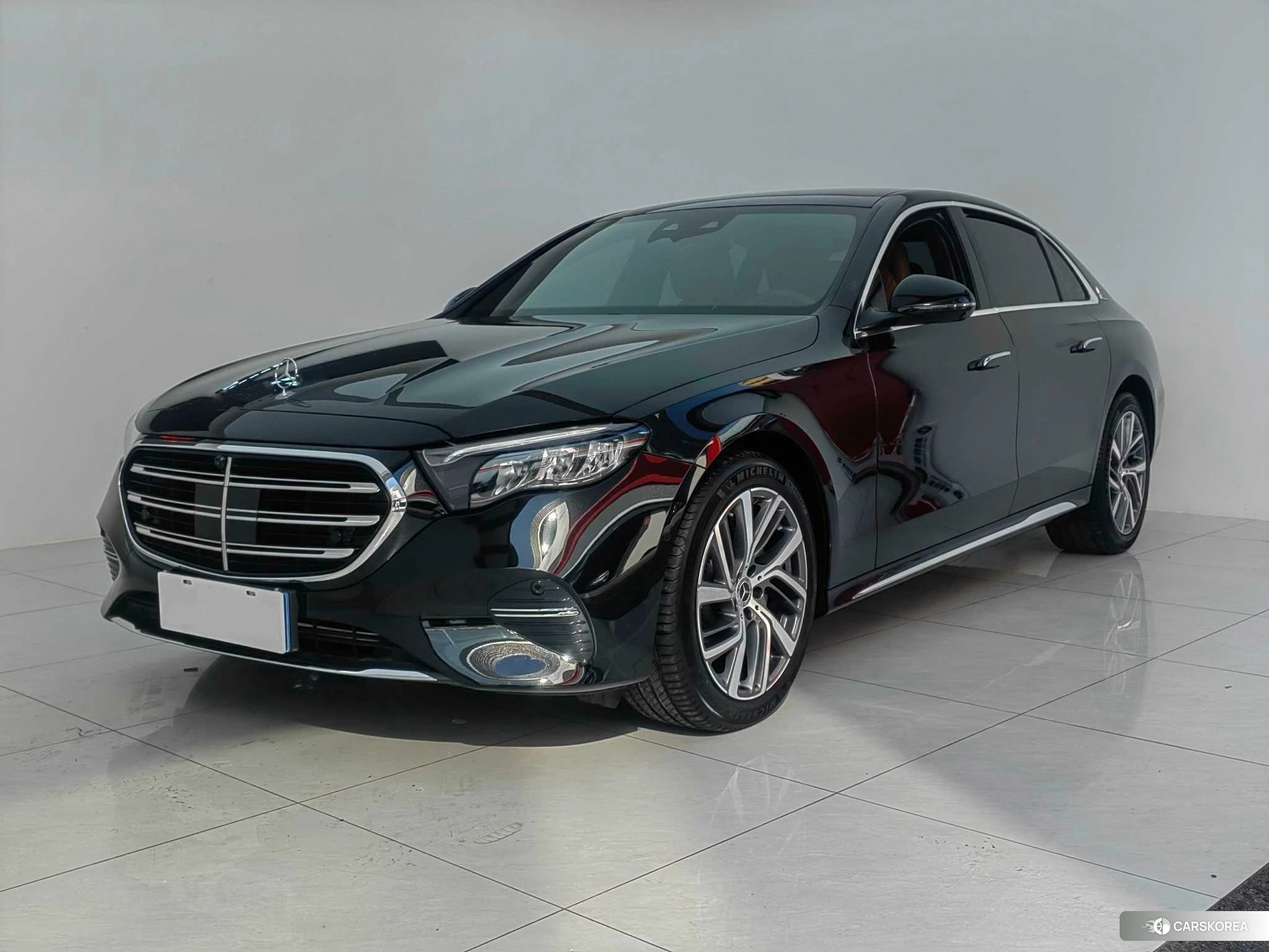 Mercedes-Benz E-class 2023 Черный из Китая, фото 6