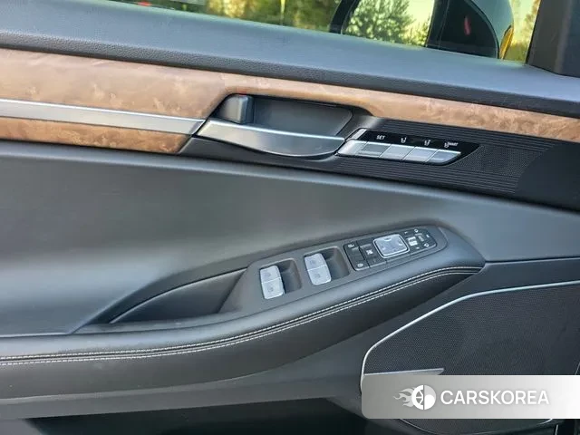 Genesis G90 2020 Черный из Кореи, фото 6