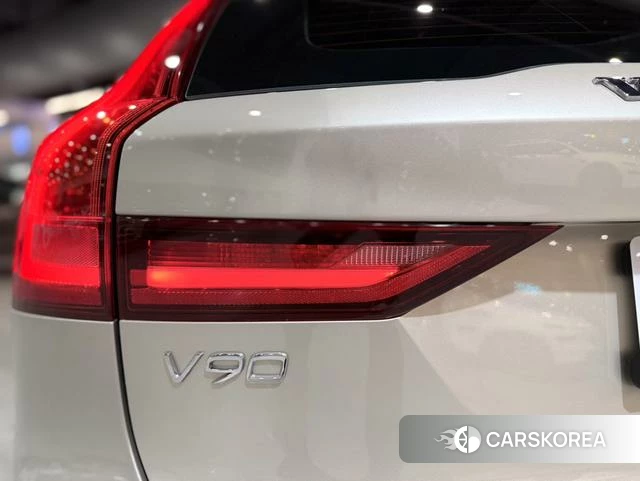 Volvo V90 2019 Шампань из Китая, фото 6
